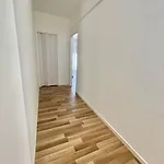 Leia 的里雅斯特