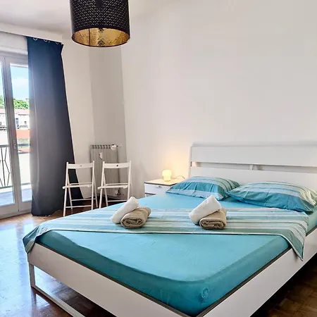 Leia Apartman